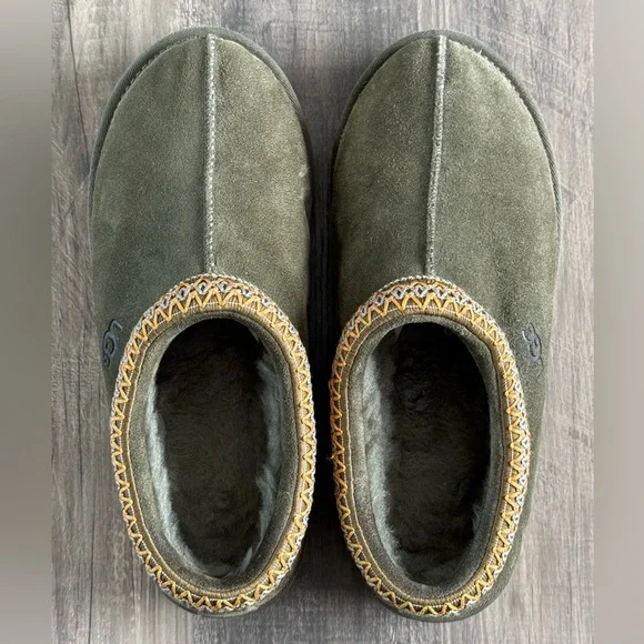 Ugg Tasman Slippers Burnt Olive Size 9 EUC! - Picture 8 of 16